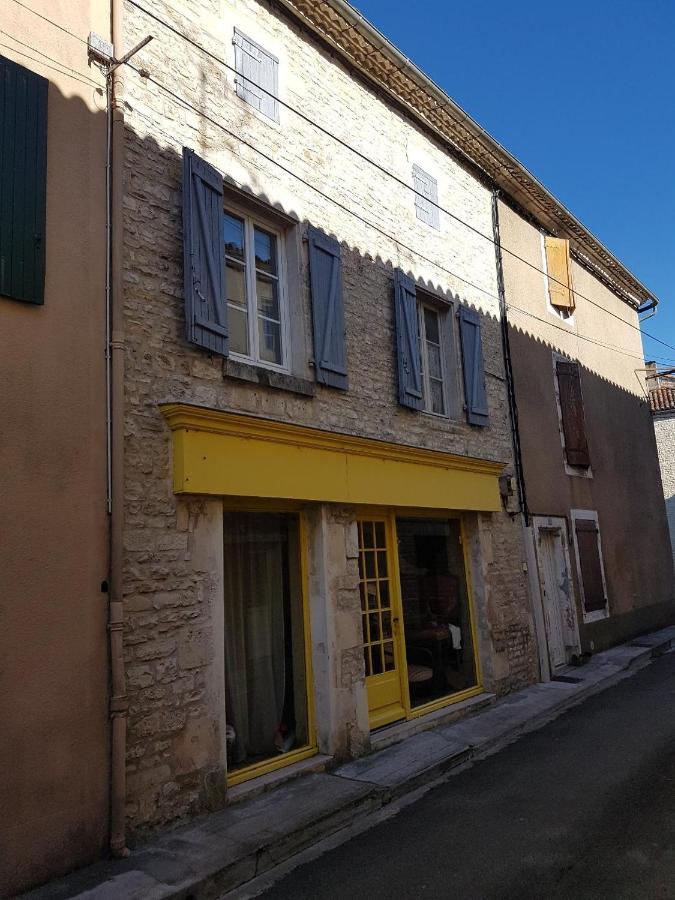 Studio Renove Centre Mansle Apartment Exterior foto
