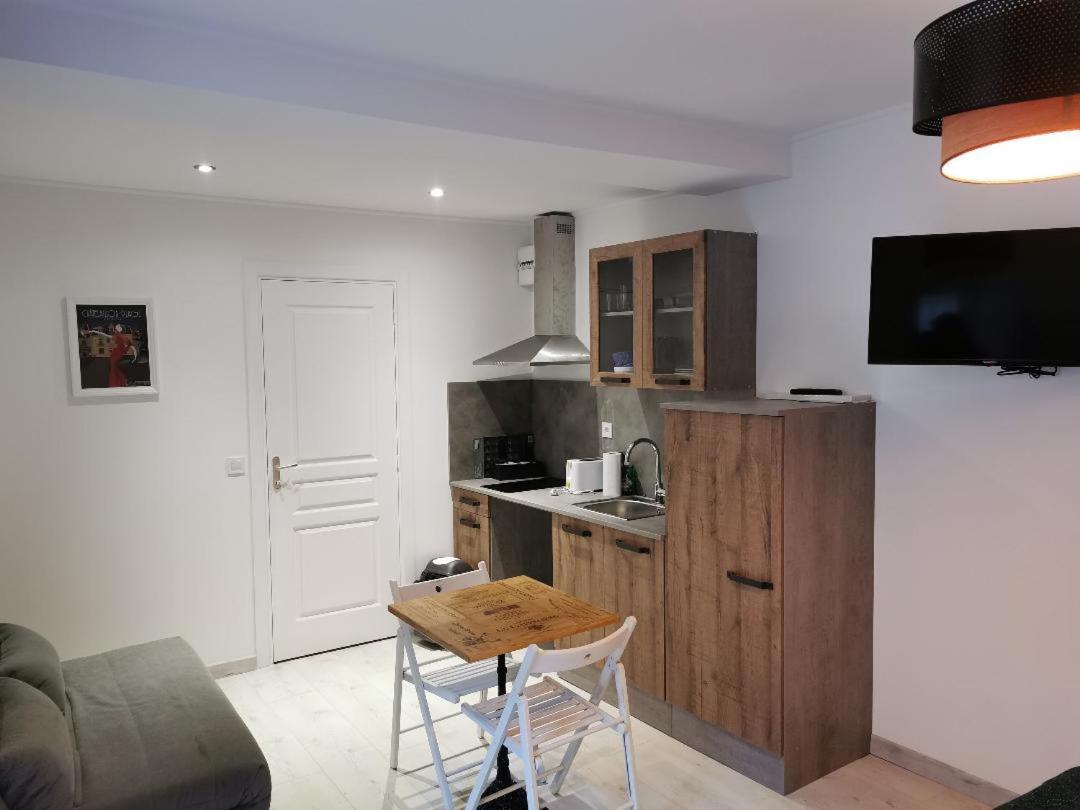 Studio Renove Centre Mansle Apartment Exterior foto