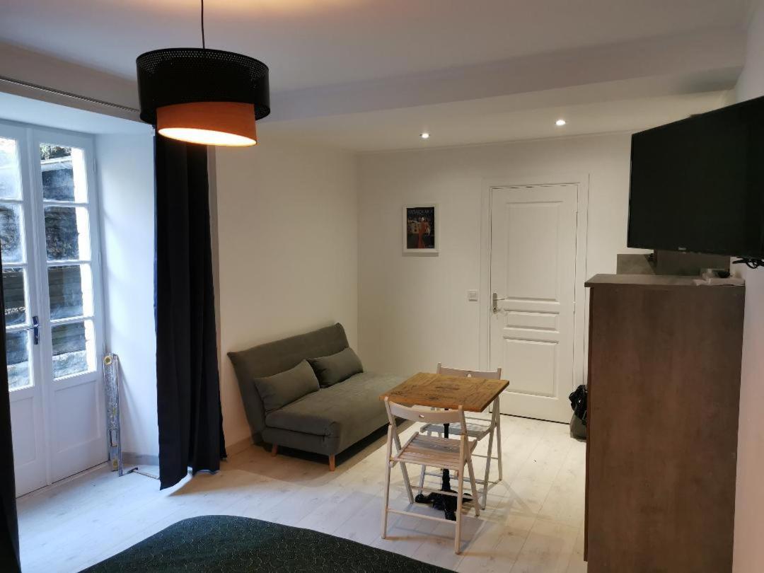 Studio Renove Centre Mansle Apartment Exterior foto
